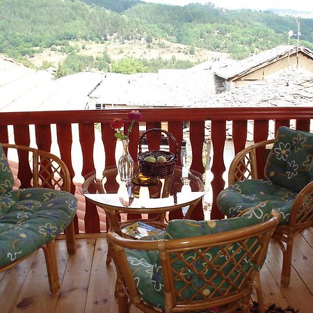 Sharkov Guest House Dolen Szoba fotó
