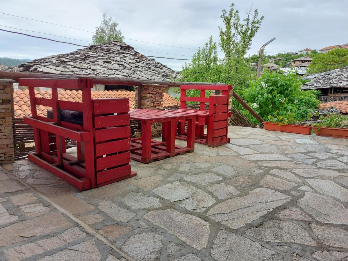 Sharkov Guest House Dolen Kültér fotó