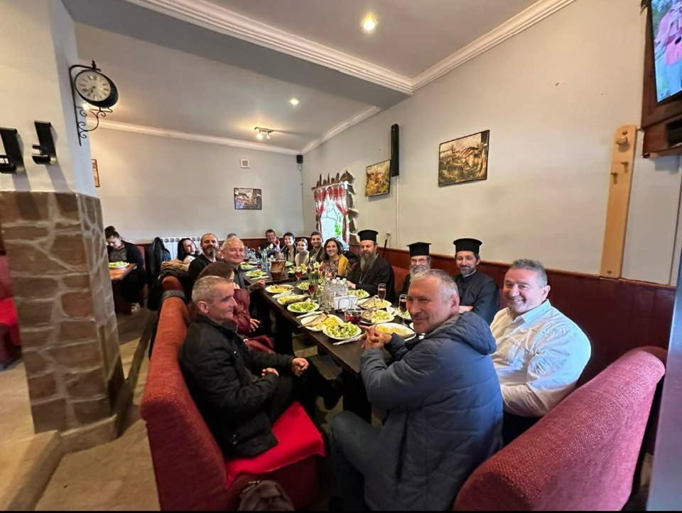 Sharkov Guest House Dolen Kültér fotó
