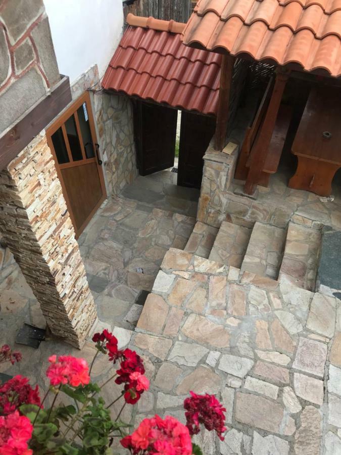 Sharkov Guest House Dolen Kültér fotó
