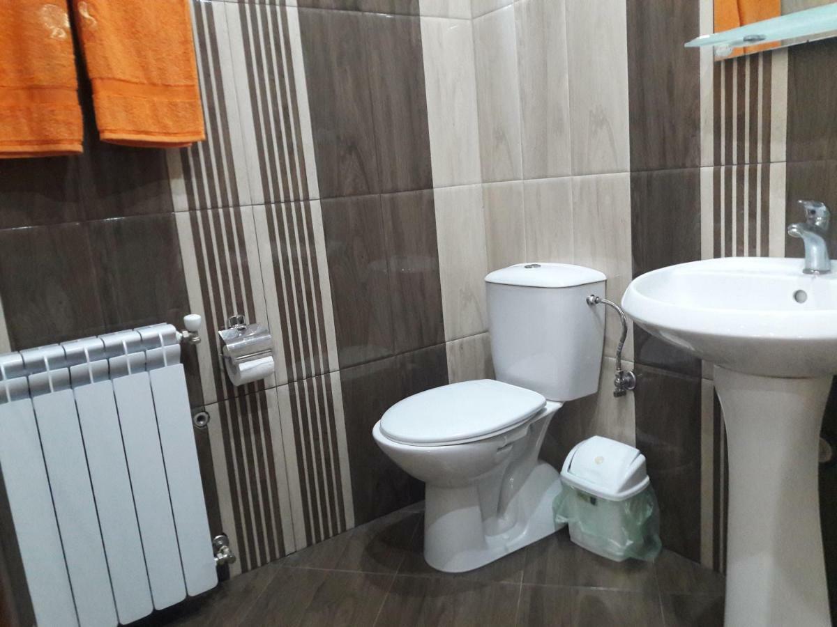Sharkov Guest House Dolen Kültér fotó